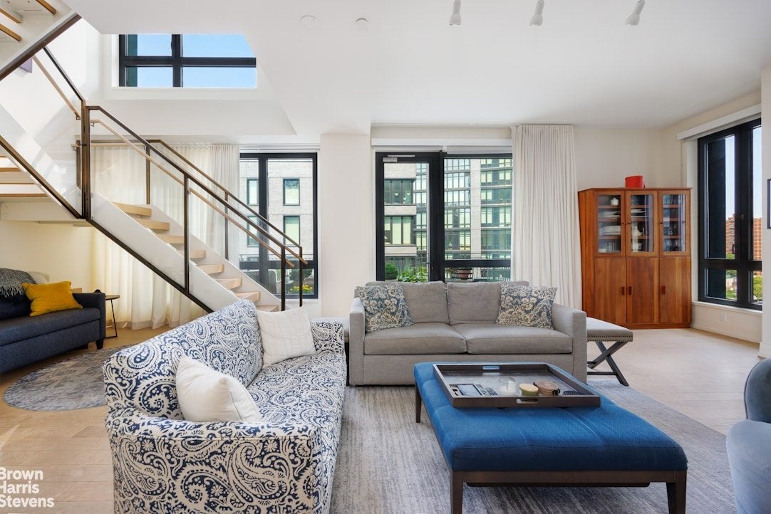 296 Sterling Place, Unit 17
