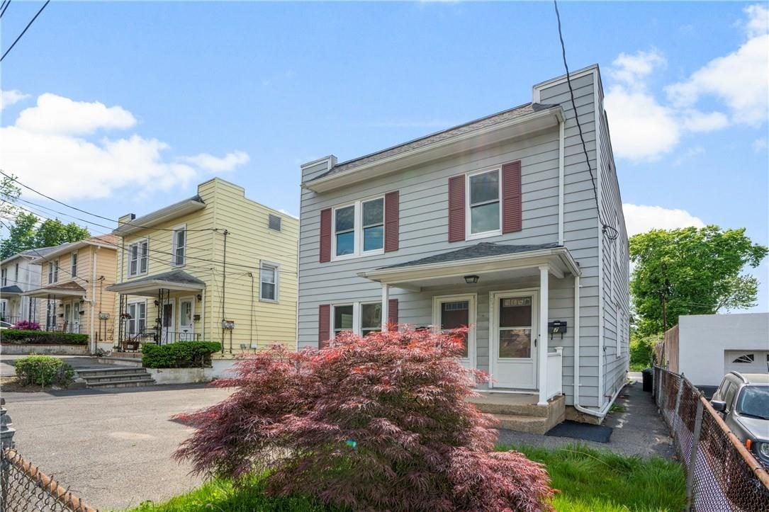 9 4th Street, Unit LEFT