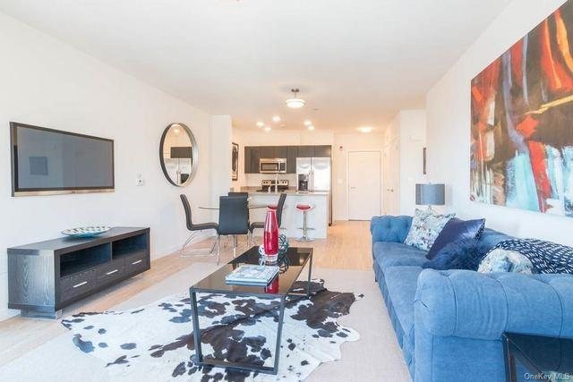 120 North Pearl Street, Unit 409 — photo 4