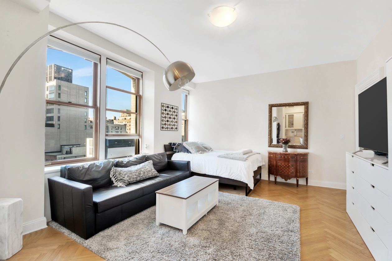 225 West 86th Street, Unit 815A — photo 1