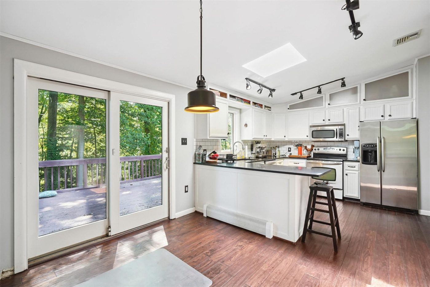 37 Shady Brook Lane — photo 2