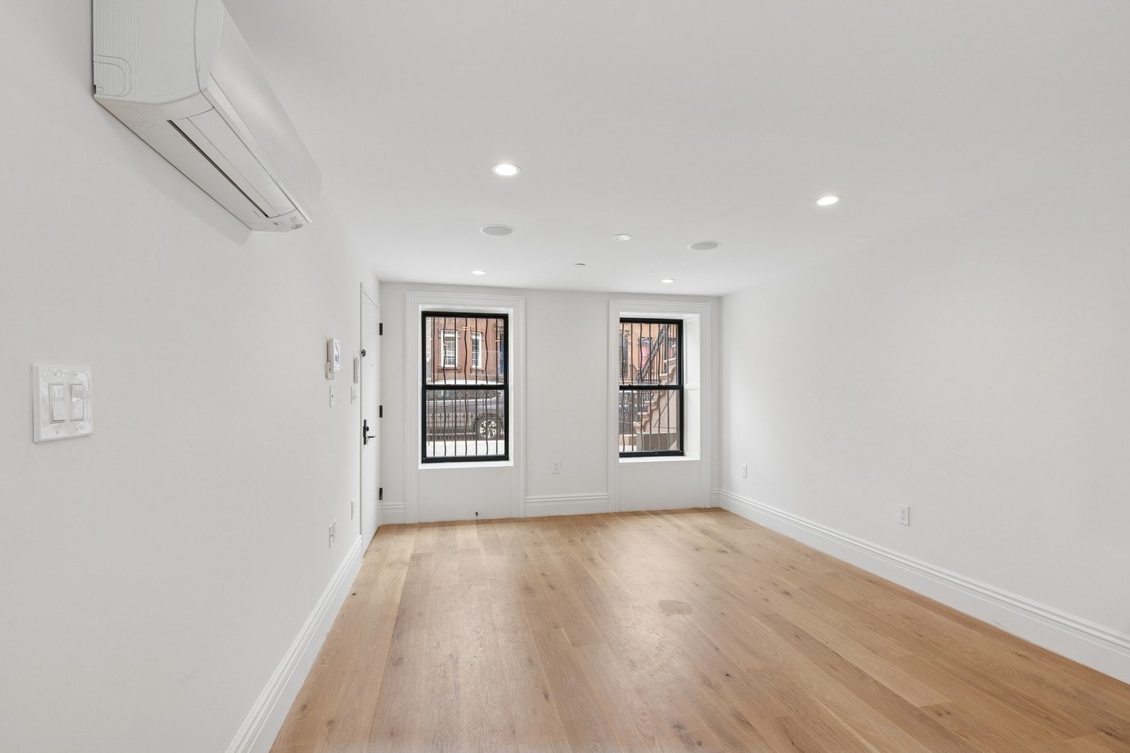 795 Quincy Street — photo 1